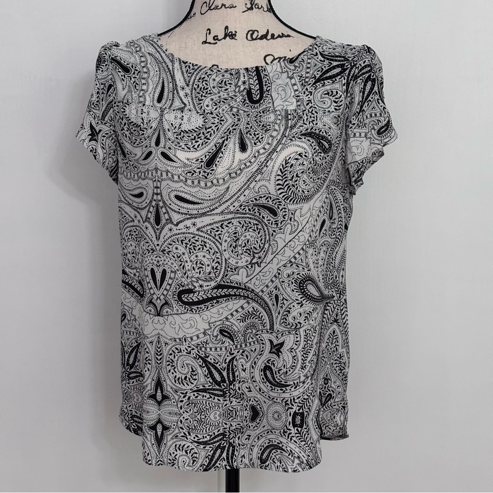 LOFT White Black Paisley Print Blouse Women S